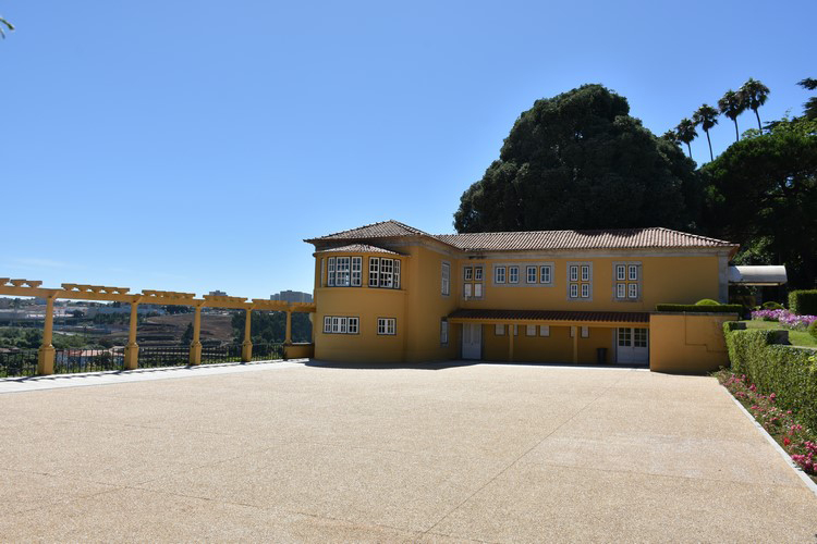 Palácio de Cristal Gardens - Gardens and Parks