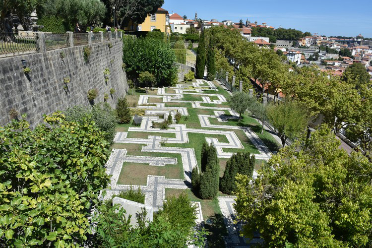 Palácio de Cristal Gardens - Gardens and Parks