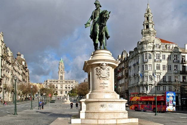 Praça da Liberdade - Roads and squares