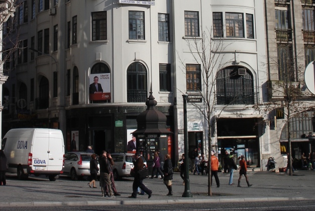 Praça da Liberdade - Roads and squares